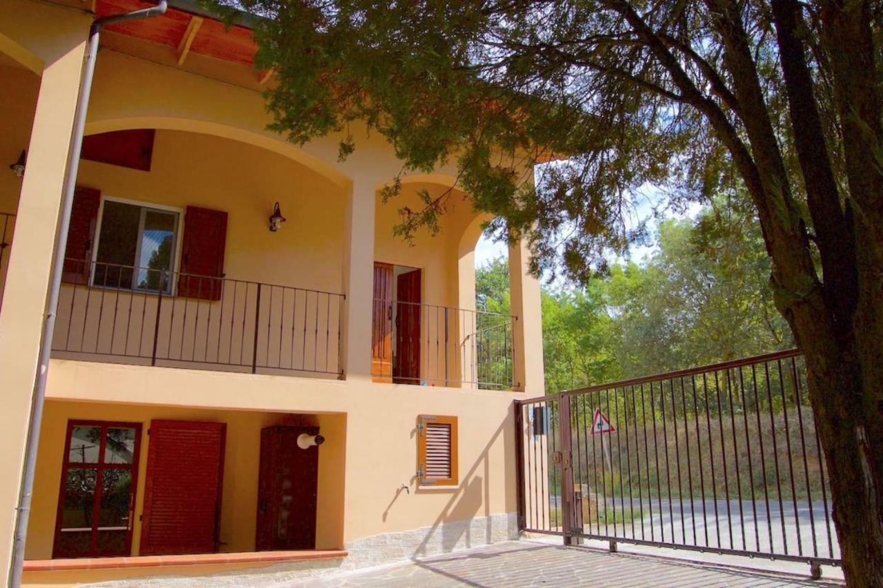Casale Il Vento Apartment Abbadia di Montepulciano Luaran gambar